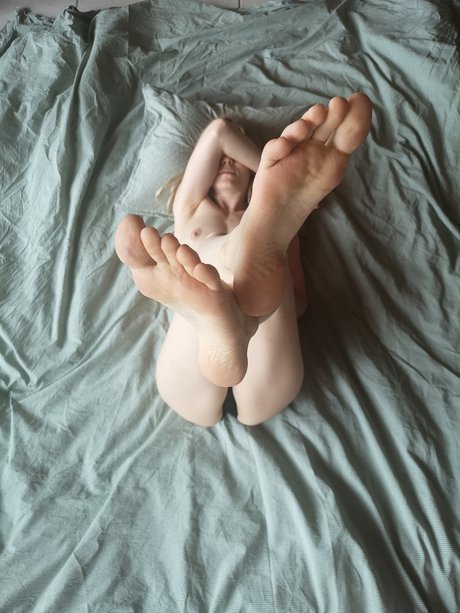 Elena Elegance exklusive akt bild