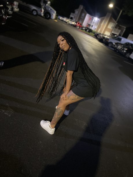 Trap Doll schöne nackt bild