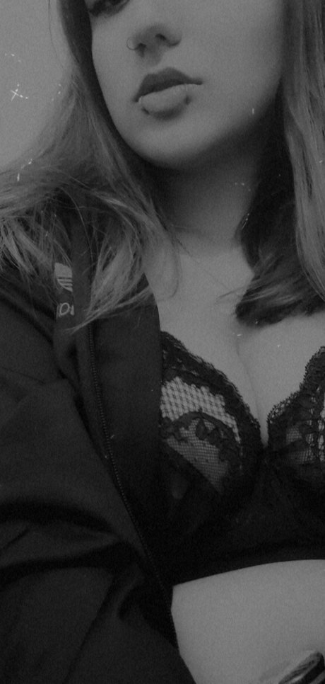 She Wolf porno heiße galerie