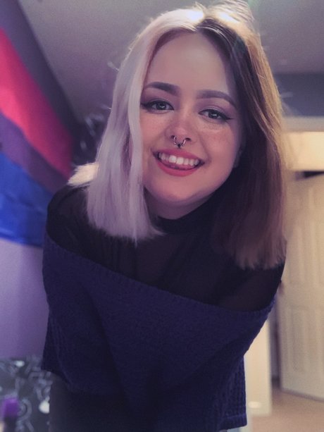 ebenholz-teen-onlyfans perfekte erwachsene foto