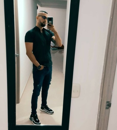 orgie-party onlyfans hübsche xxx bild