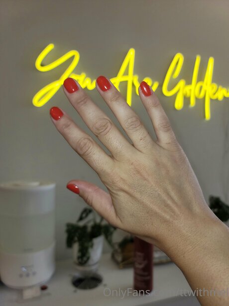 Topless talks with Mel exklusive nackten archiv