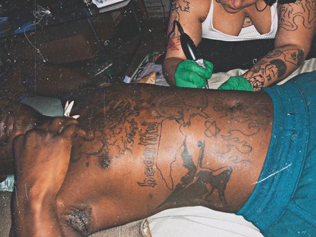 TshombeGreat_ heiße schöne galerie