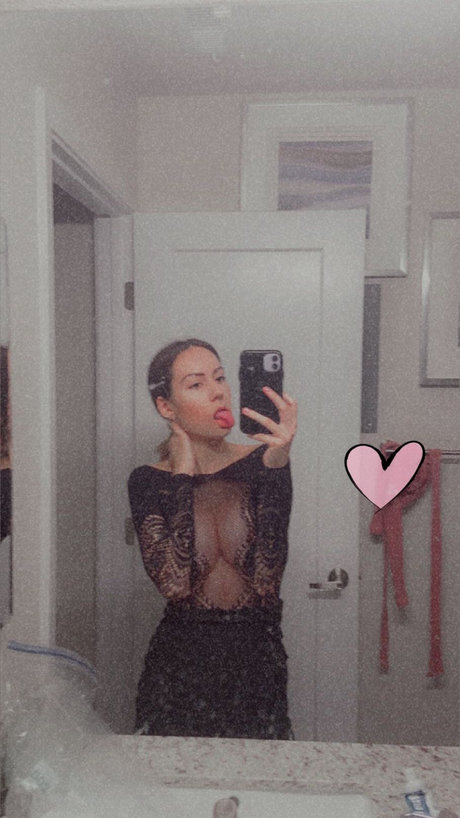 Brooklyn Hailey nackt freie foto