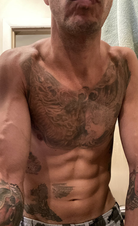 Anthony 305 heiße nette fotos