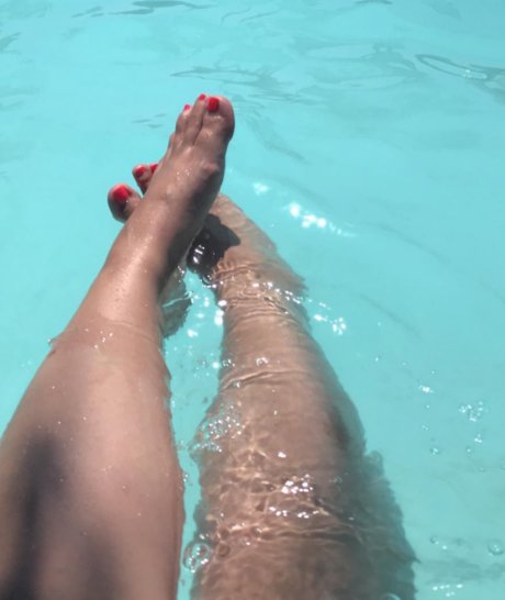 Bunny baby nackt hübsche galerie