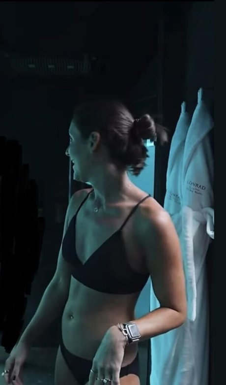 Kara Buchanan hd nackten bilder