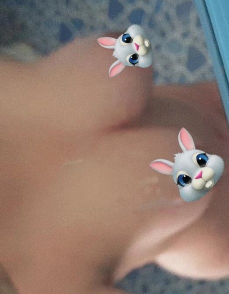 massive titten nur fans erwachsene kunst foto