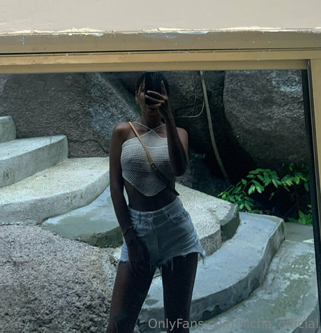 nicha official sexy akt galerien