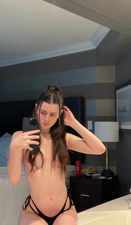 theyluvorah pornostar hd bild