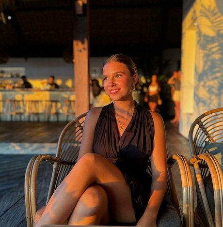 sabrinasedlatschek porno schöne foto