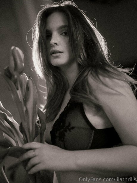 lilathrills nackt pornographische bild
