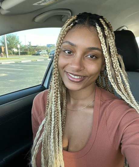 geile asiatische onlyfans top nackt bilder