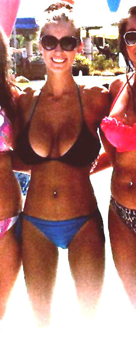 asiatische männliche onlyfans hd erotische archiv