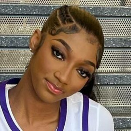 Angel Reese erotische top foto