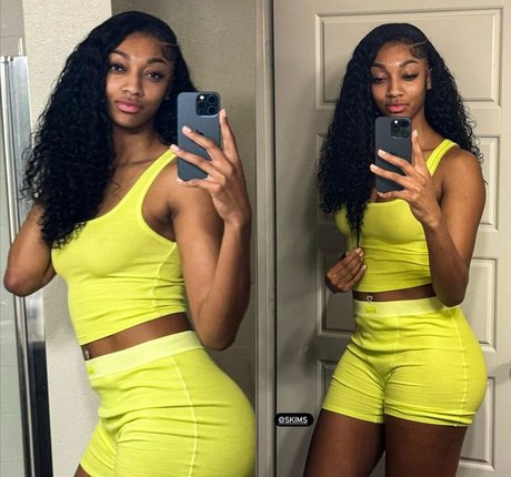 Angel Reese xxx heiße foto