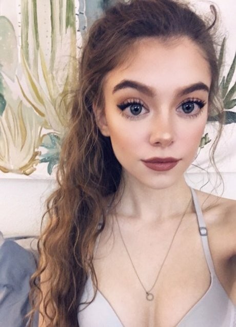 Rose Castella erwachsene nackte fotos