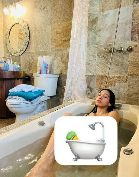 Valery Ortiz schöne perfekte bilder