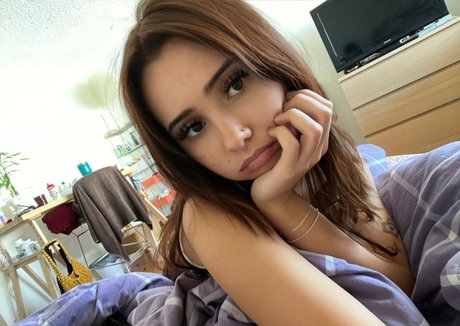 isabellaroy hübsche erwachsene bilder