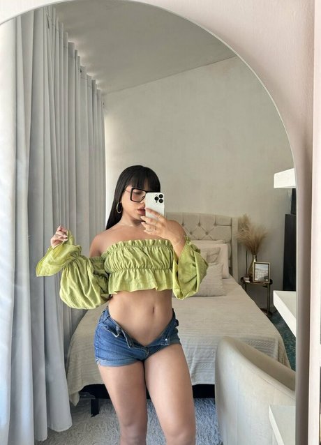 Isa Oelsi nackten pornostar fotos