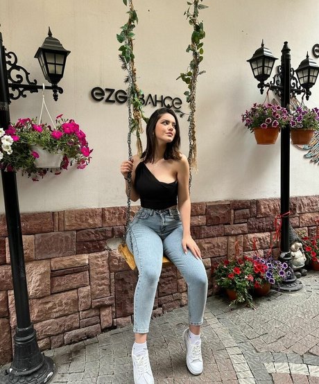 sedaaa026 schöne pornostar bilder