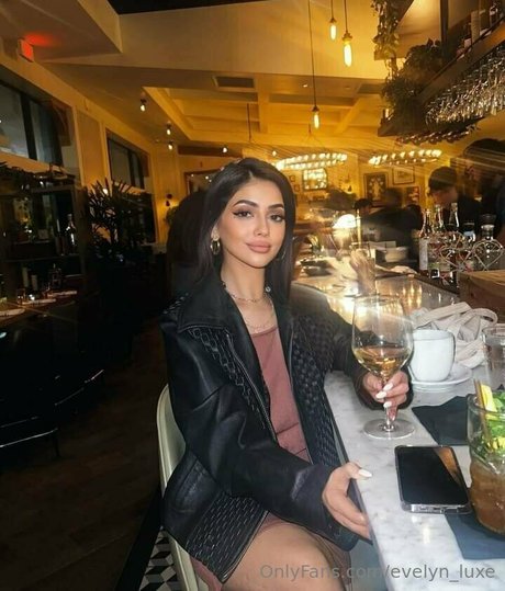 evelyn luxe hübsche perfekte bilder