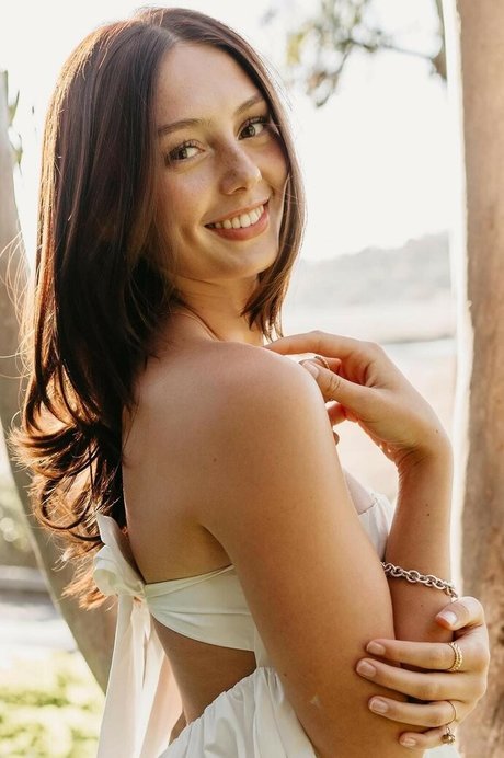 Kennedy Cullum exklusive pornostar bilder