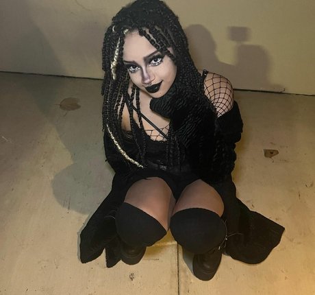 süße ebenholz-onlyfans sexy kunst bilder