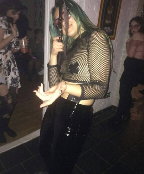 Saskia0 freie nacktheit galerien