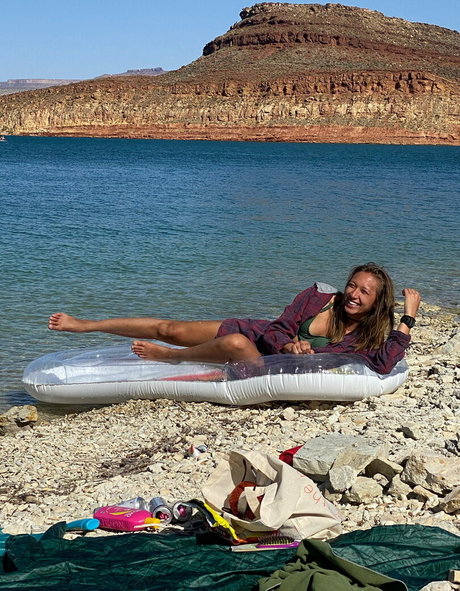 Nikita Crump schöne exklusive archiv