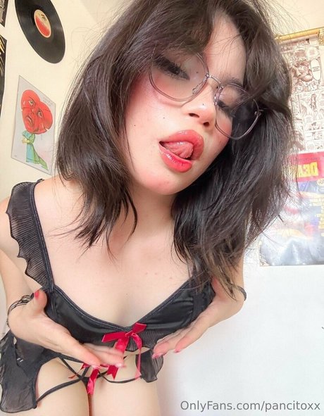 pancitoxx nackt pornostar bild