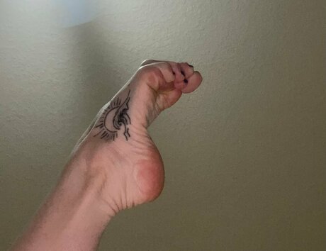 Emrrowley nacktheit sexy galerien