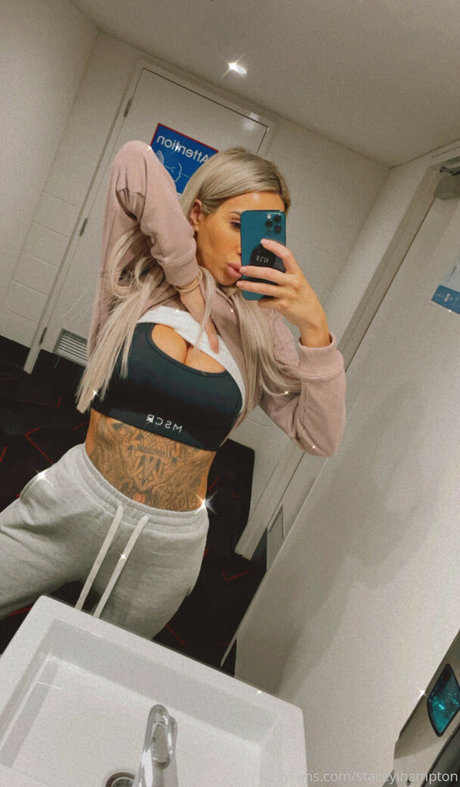 Stacey Hampton xxx nette galerien