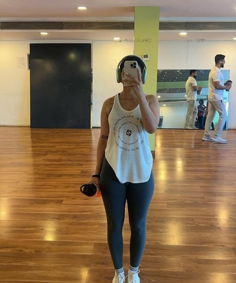 Fiza Choudhary hd hübsche foto