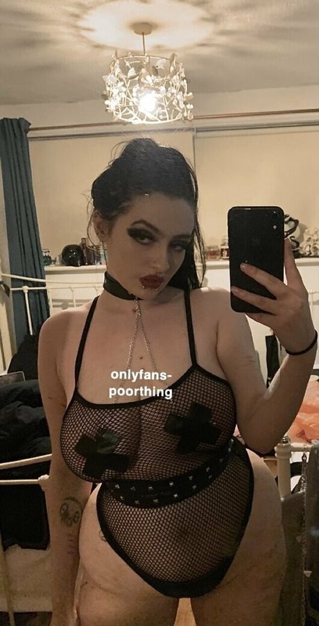 poorthing hd xxx fotos