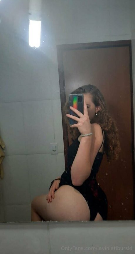 laviniatiburski nackten fotos