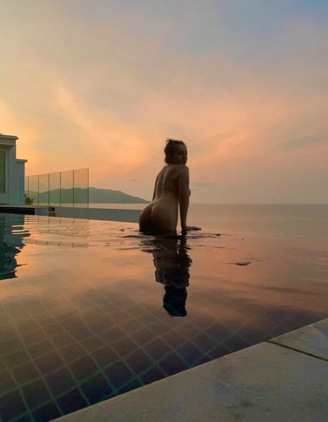 savannahxxx exklusive xxx galerie