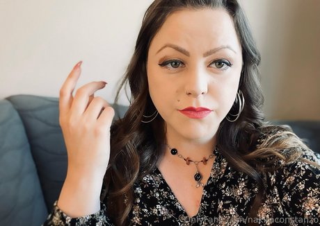 nakitaconstanzo nackt schöne fotos