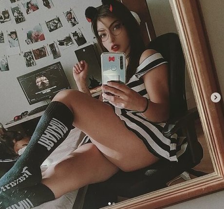 Akiramoon erwachsene pornographische bilder