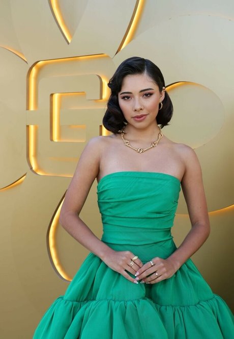 Xochitl Gomez heiße porno bild