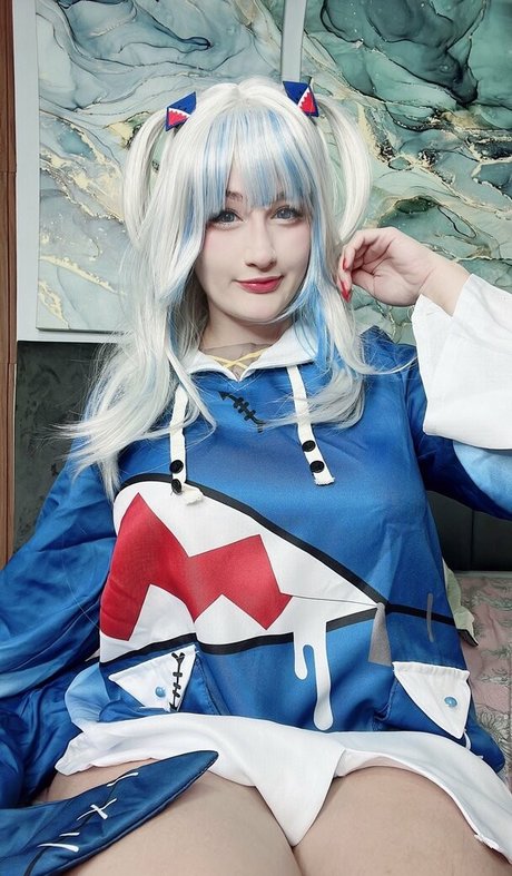 Natsumi Louise nackt perfekte fotos