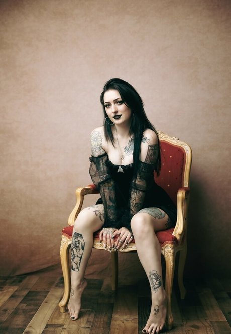 Maebemorty schauspielerin freie galerien