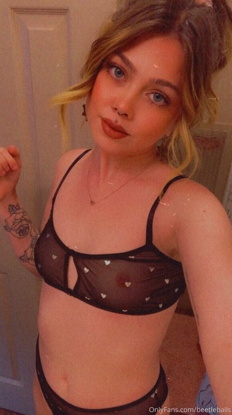 beetlebails kunst akt galerie