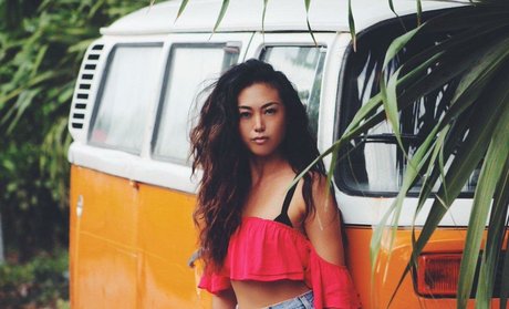 Erika Fong erwachsene schöne galerie