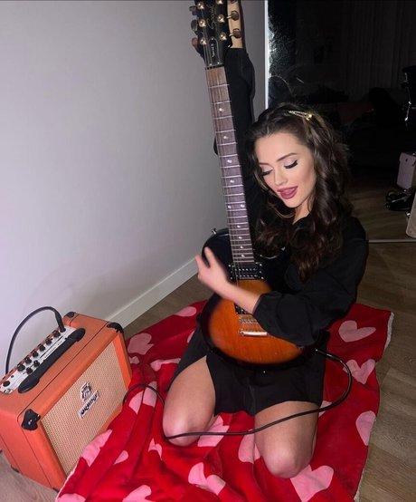 breite onlyfans beste akt bilder