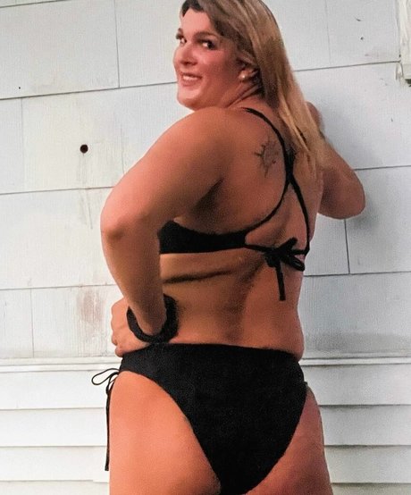 Rachel Doese exklusive sexy foto