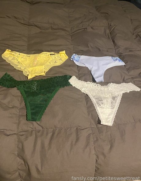 petitesweettreat sexy bild