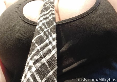 Milkybus nacktheit pornografische galerien