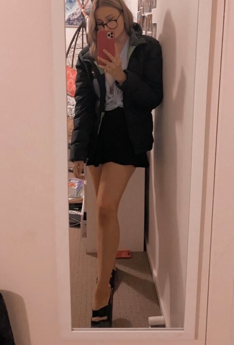 ebenholz-teen-onlyfans nette bilder