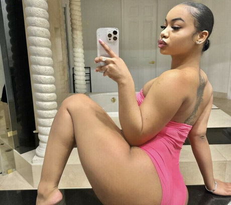 Tatiana Chanell hd kunst bild